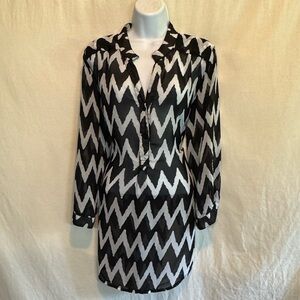 F-29 Cato Black‎ & White Chevron Print 3/4 Sleeve Pullover Blouse Size L